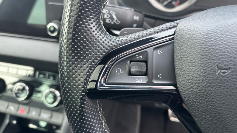 Skoda Karoq 1.5 TSI Sport Line 4x4 5dr DSG Petrol Estate